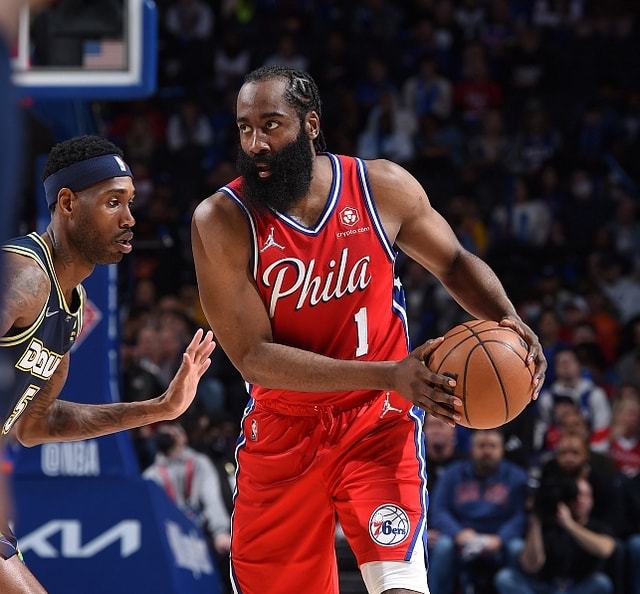 开云中国-费城76人赛后再遭质疑风云突变勒沃库森冲刺阶段状态回暖，法兰克福清晨绝杀压哨都惊呆了