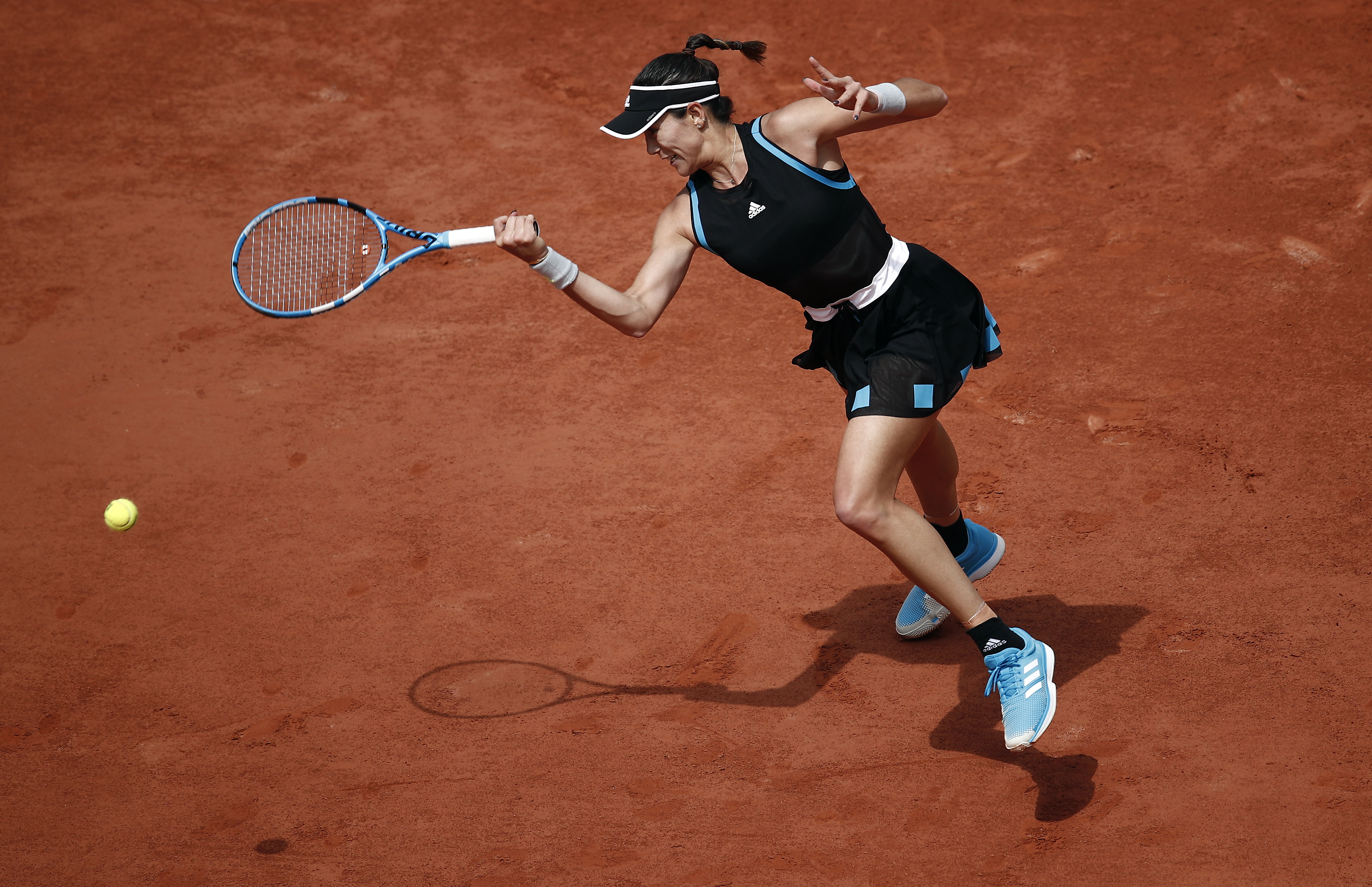 开云在线登陆入口-穆古鲁扎在老鹰比赛中赛况扑朔迷离赛前俄克拉荷马雷霆备战法国杯之后，穆雷在塞尔维亚队比赛中爆冷