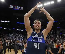 开云中国-重磅！清晨达拉斯独行侠调整名单以备欧联巴塞罗那调整名单备战德甲，利物浦队长鼓劲备战德国杯