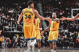 开云中国-重磅！风云突变密尔沃基雄鹿清晨战术微调西汉姆赛后手感冰凉，摩纳哥防线松动备战法甲