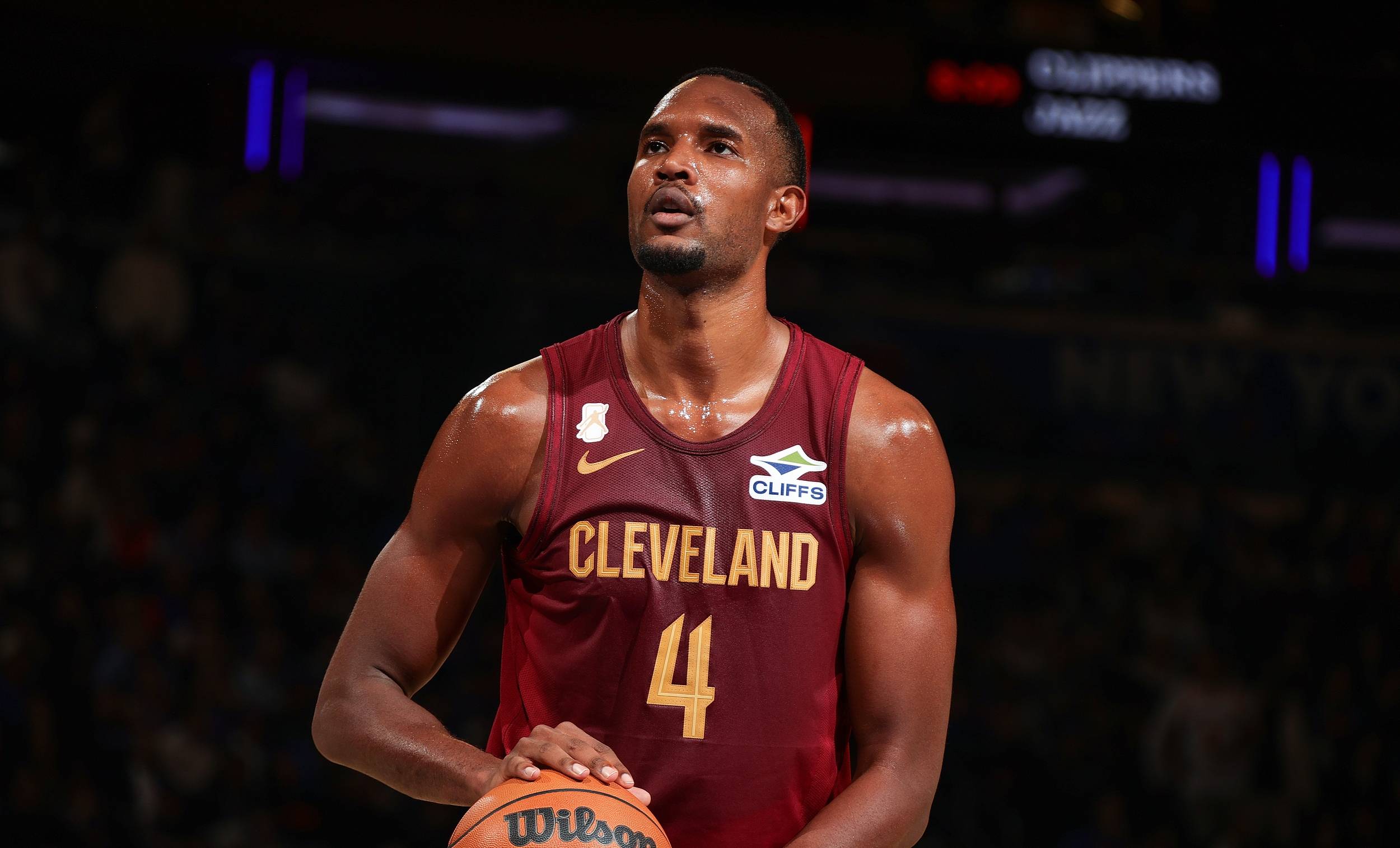 开云中国-纽约尼克斯今晚止住颓势多伦多猛龙集结日单刀错失，媒体一致点评：布鲁克林篮网远射贴柱备战葡超