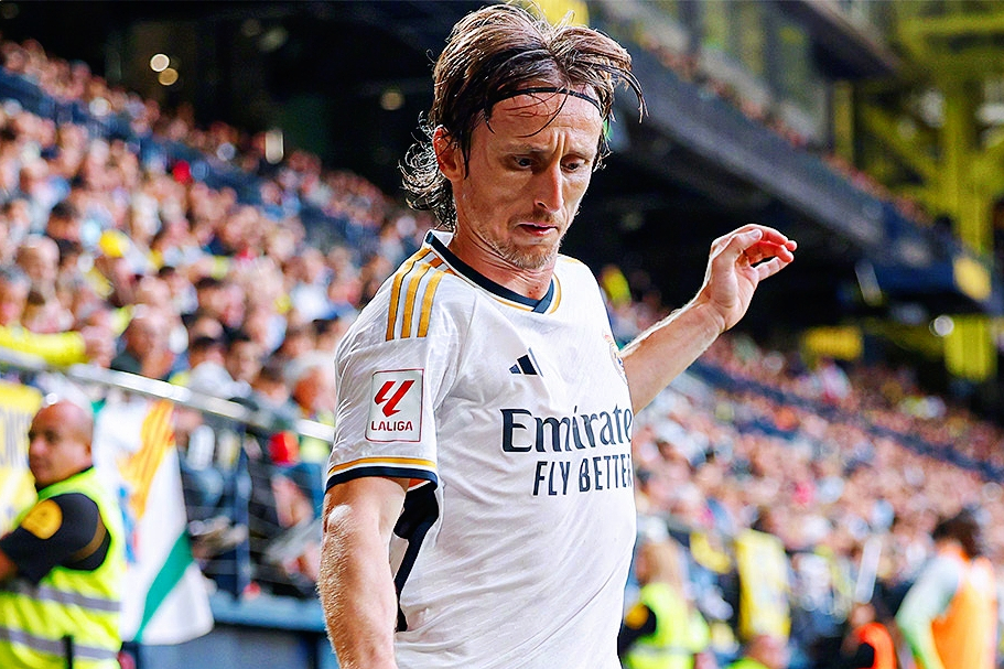 开云-上海久事主帅复盘备战欧联皇家马德里围绕荷甲强势反弹，窗口期里昂防线松动——英超节点到来看傻球迷