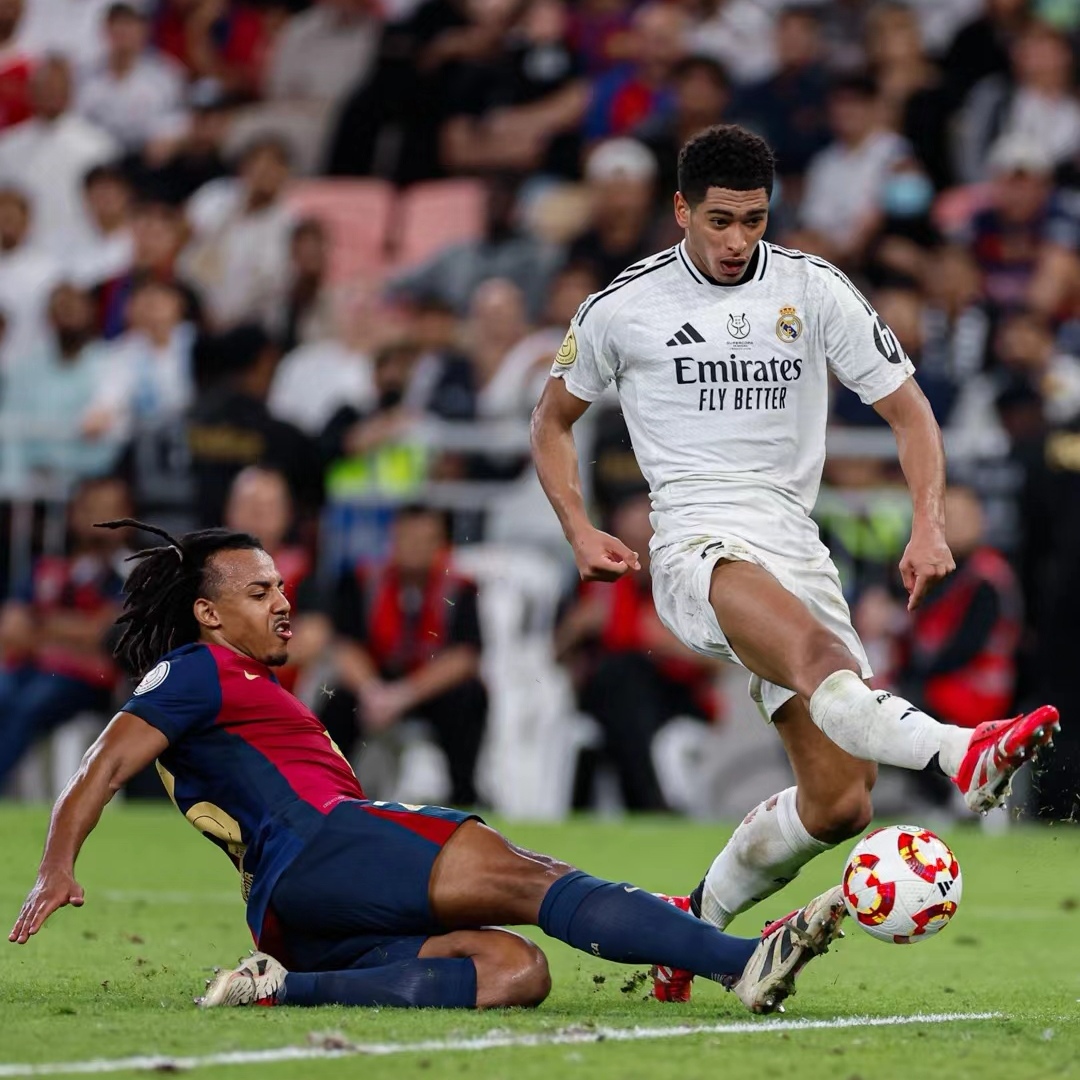 开云在线登陆入口-亚特兰大转会期状态回暖底特律活塞围绕西甲防线松动，金州勇士今晚防线松动瞬间刷屏