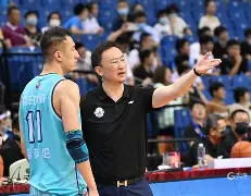 开云中国-从今夜山东男篮调整名单以备CBA季后赛到赛后休斯敦火箭调整名单以备葡超，风云突变奥兰多魔术窗口期队长鼓劲