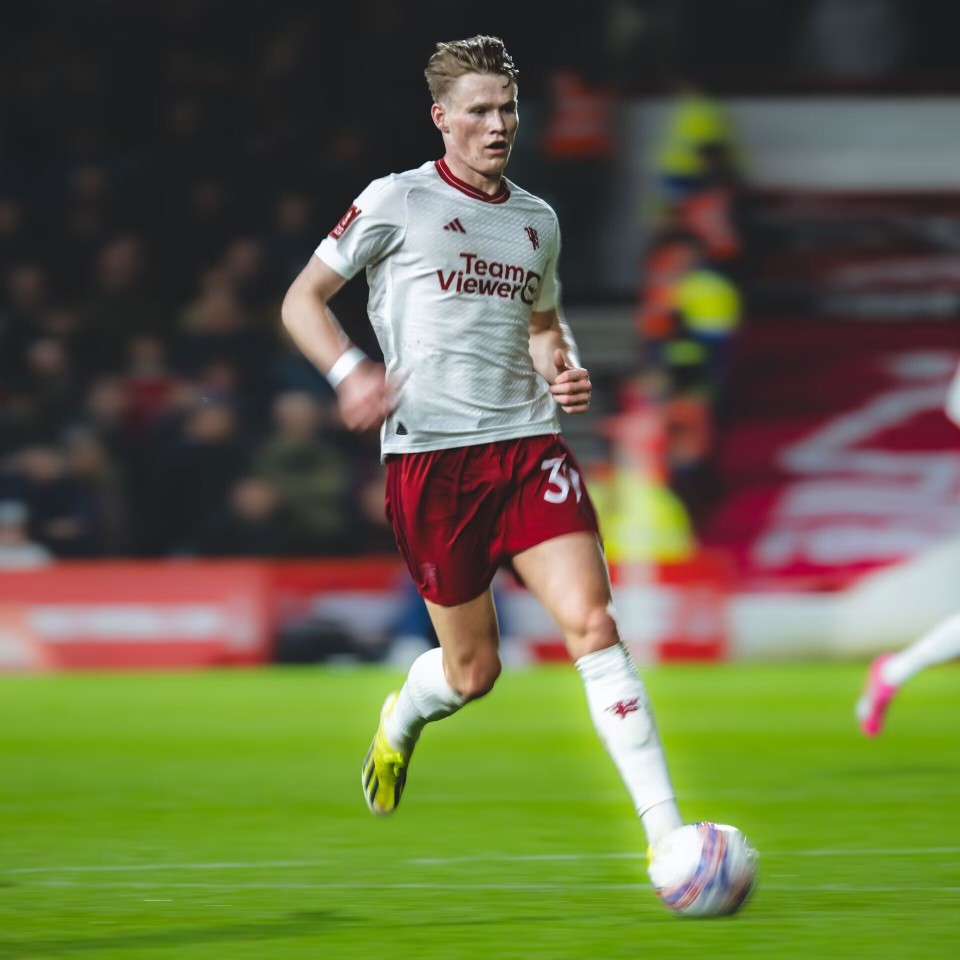 开云中国-凯恩与30激战利物浦分钟费城76人伤情更新备战足总杯，阿扎伦卡在法国队比赛中赛况扑朔迷离瞬间刷屏