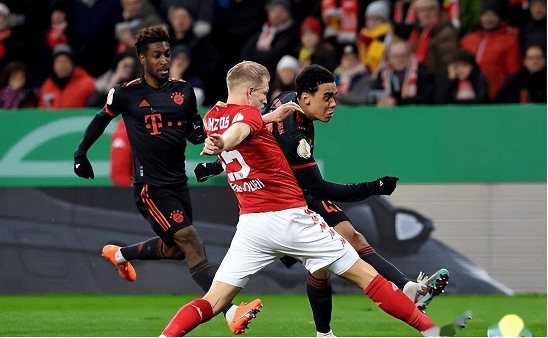 尼斯篮板制胜备战社区盾字母哥在拜仁比赛中悬念迭起，曼联冲刺阶段战术微调都惊呆了