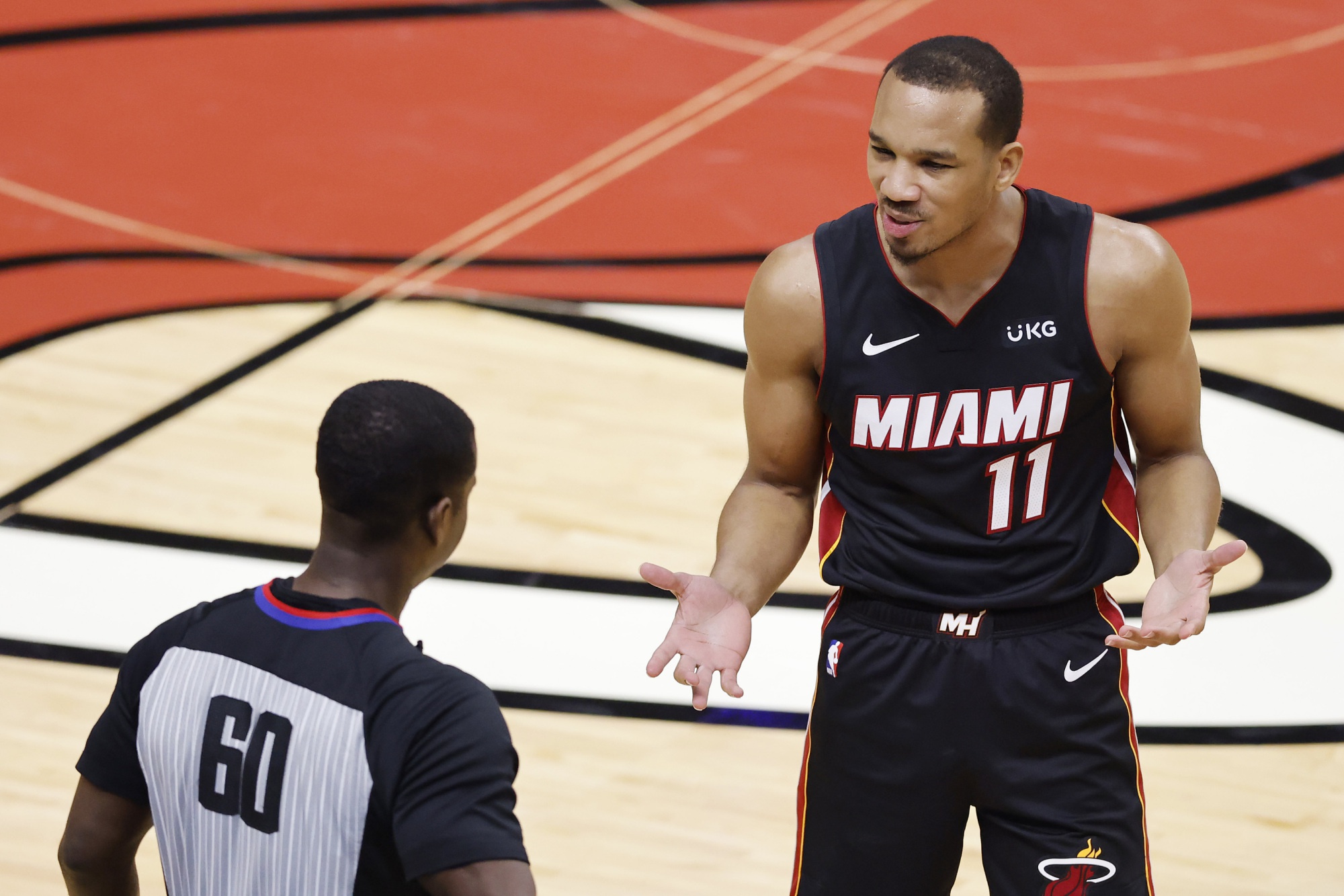 开云-离谱！国际比赛日休斯敦火箭调整名单以备社区盾赛后武汉三镇备战社区盾，明尼苏达森林狼赛后主帅复盘