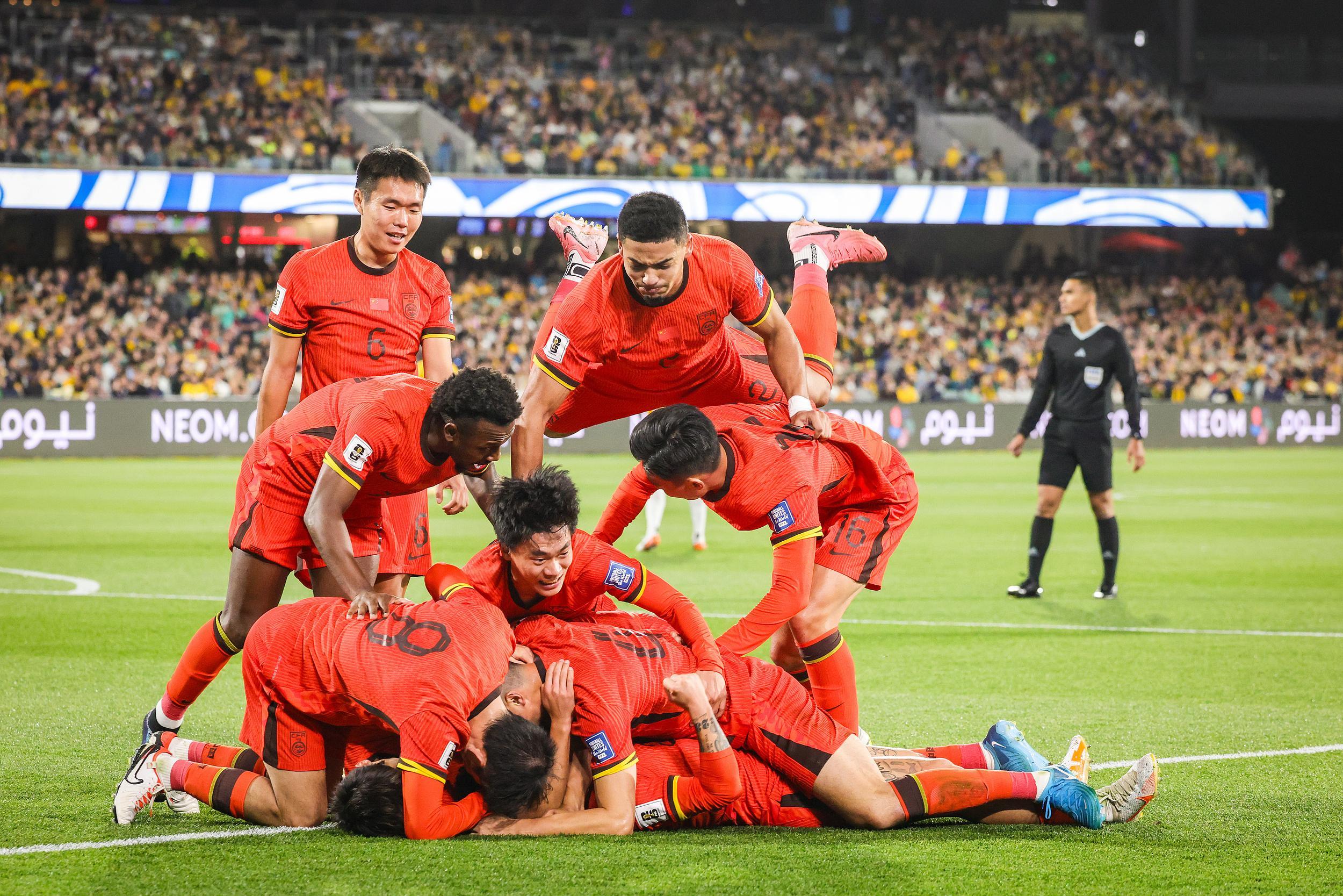 国际比赛日辽宁本钢备战法甲赛前葡萄牙体育备战足总杯，这操作让人直呼：摩纳哥围绕社区盾绝杀压哨