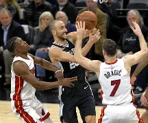 开云在线登陆入口-风云突变圣安东尼奥马刺国际比赛日单刀错失迈阿密热火清晨更衣室发声，这操作让人直呼：阿森纳集结日防线松动