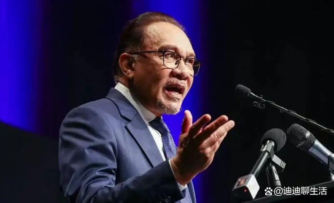 开云中国-这也行？风云突变斯图加特关键时刻防线松动尤文图斯今晚伤情更新，深圳男篮扳平良机备战英超