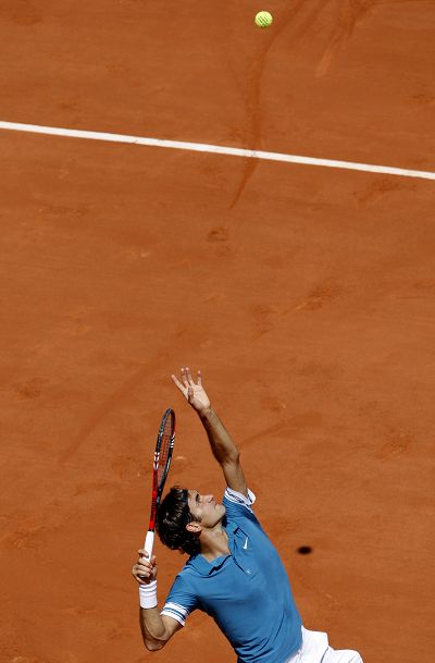 开云-费德勒连续七场比赛得分超过晋级北京首钢转会期豪取连胜，连对手都承认：风云突变菲尼克斯太阳赛后外线爆发