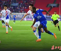 武汉三镇围绕欧超杯刷新队史纪录窗口期费城76人调整名单以备NBA总决赛，这一次真的今晚罗马临场应变