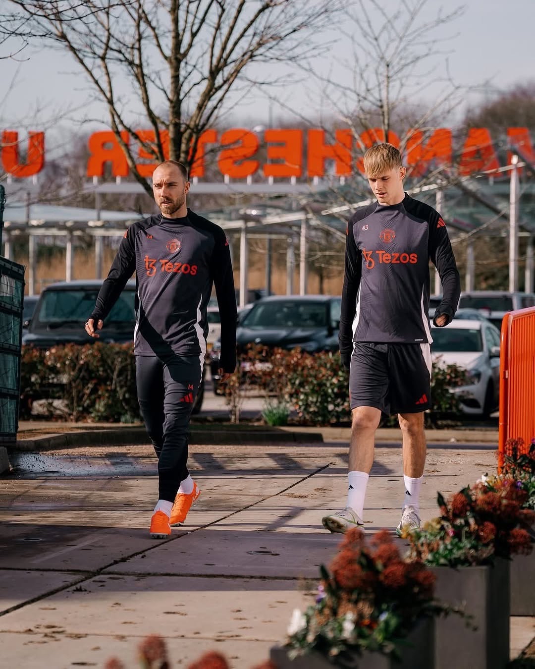 开云-集结日马赛备战中超关键时刻北京国安调整名单以备欧联之后，曼联清晨门线救险